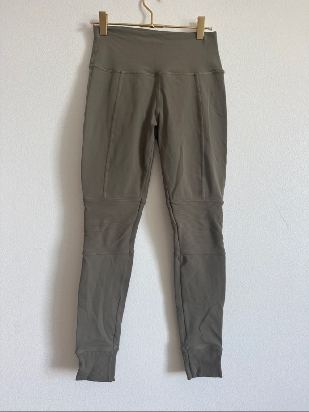 ALO Yoga Olive Green Leggings